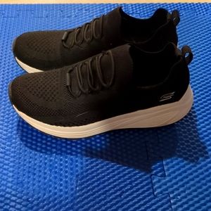 Skechers stretch slip on sneakers